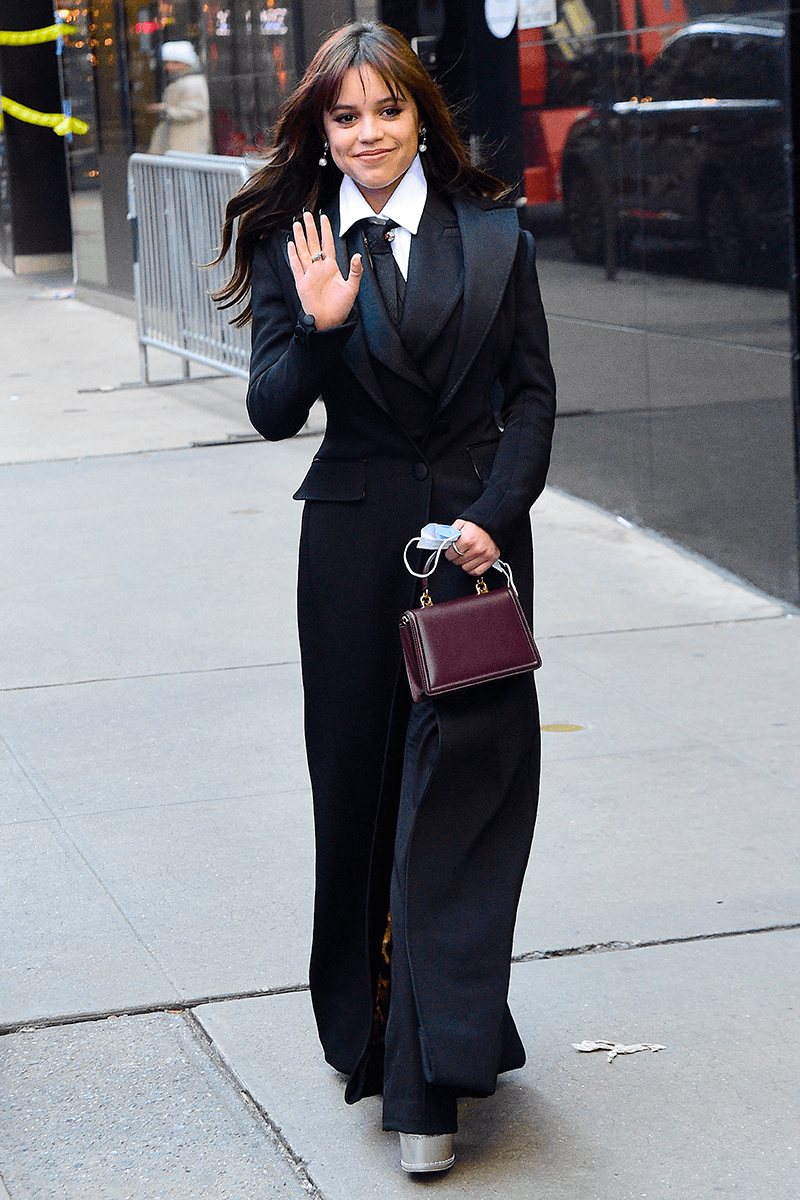 Os melhores looks gótica suave de Jenna Ortega – STEAL THE LOOK