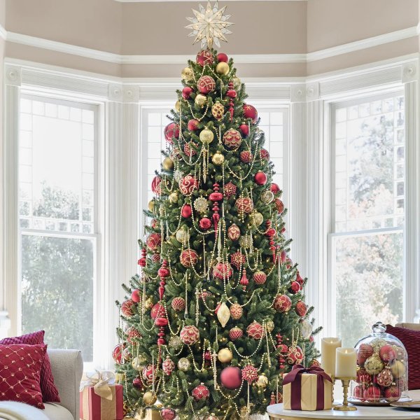 Árvore de Natal colorida: 7 inspirações para testar em casa