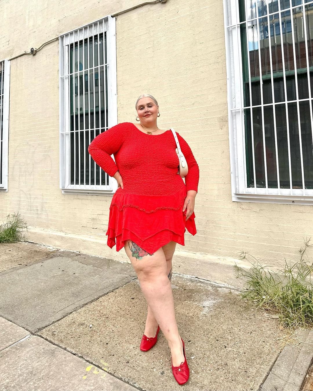 theabbybible - vestido curto vermelho - vermelho - primavera verão outono - rua - https://stealthelook.com.br