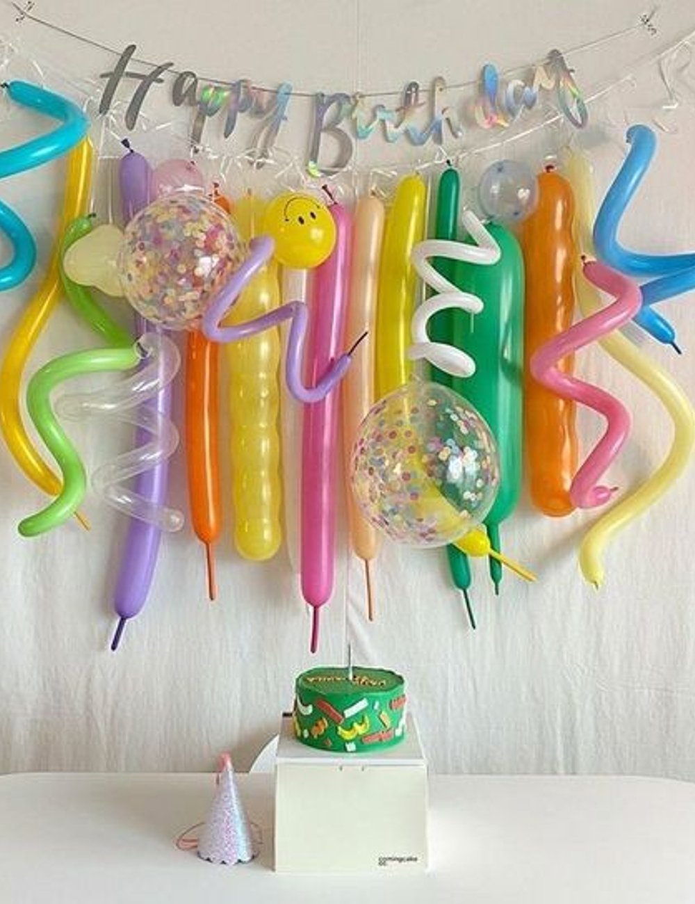 Decor com balões - festa - decoração de aniversário simples - decor - aniversário - https://stealthelook.com.br