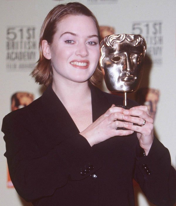 Kate Winslet - BAFTA - BAFTA - Inverno - Londres - https://stealthelook.com.br