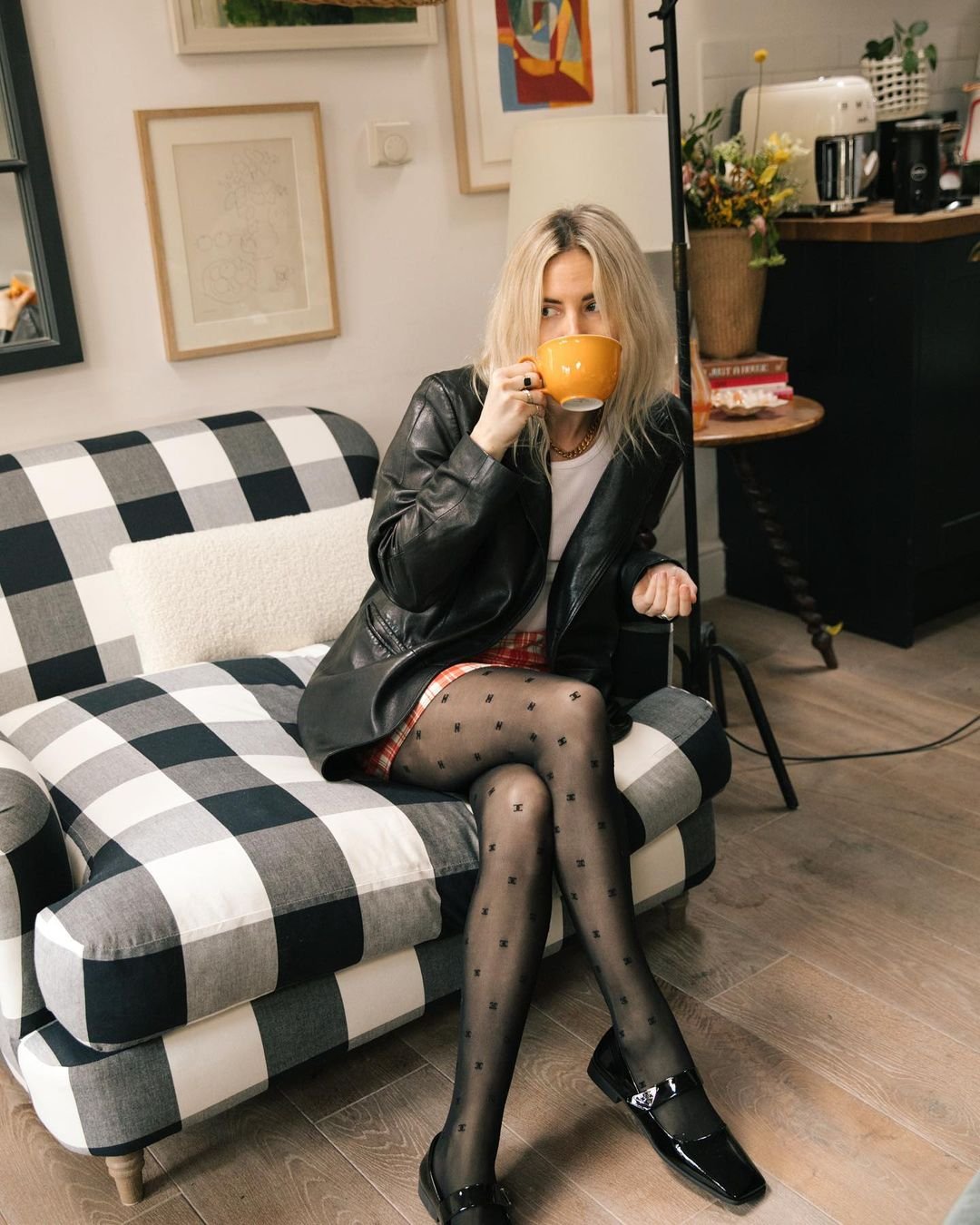 Lucy Williams - bico quadrado - tendência da sapatilha - Inverno - Londres - https://stealthelook.com.br