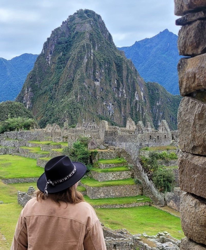 Carol Hossni - chapéu - chapéu - inverno - Machu Picchu - https://stealthelook.com.br