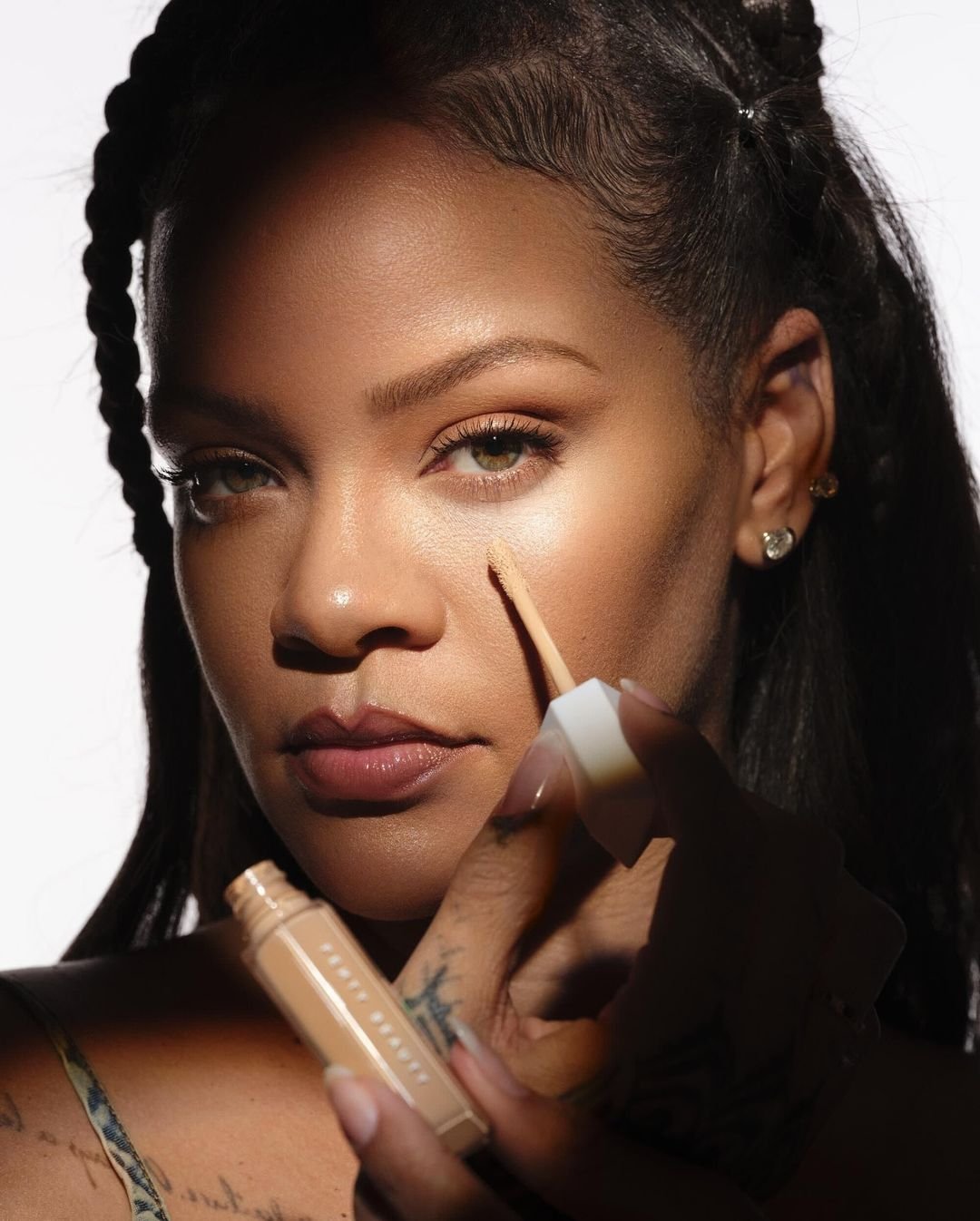 Rihanna - Fenty Beauty - Fenty Beauty - Verão - Estados Unidos - https://stealthelook.com.br