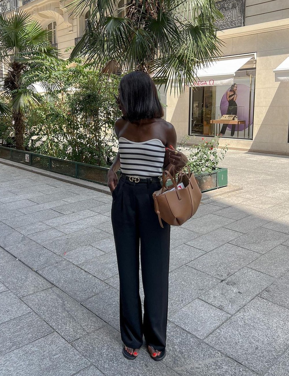 Aïda BADJI  - calça - calça de alfaiataria - look - street style - https://stealthelook.com.br