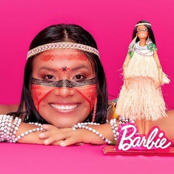 Barbie completa 65 anos homenageando influenciadora brasileira