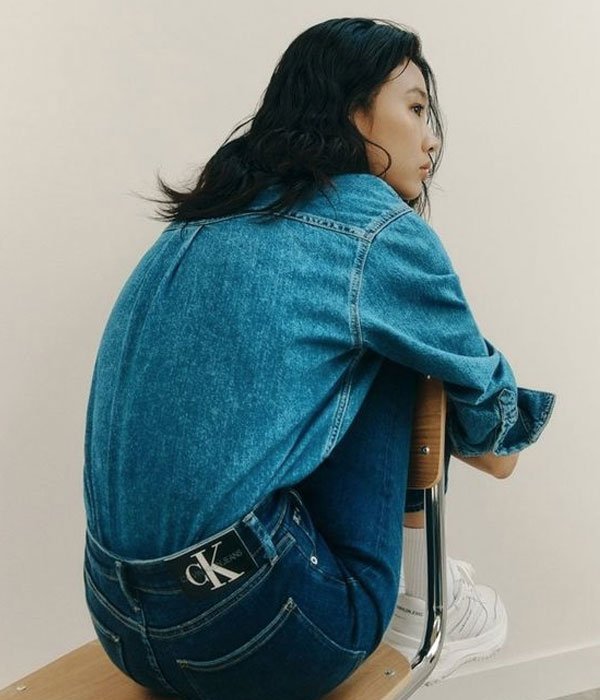 HoYeon Jung - Calvin Klein - moda sustentável - Verão - Pinterest - https://stealthelook.com.br