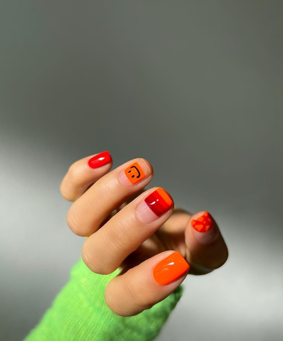 Hang Nguyen - unhas-quadrada-manicure-nail-art - unhas quadradas curtas - outono - brasil - https://stealthelook.com.br
