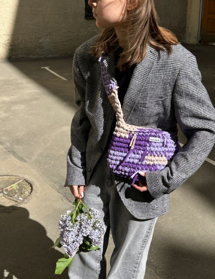 larchekmoscoow - bolsa de crochê - bolsa de crochê - bolsa de crochê - Street Style  - https://stealthelook.com.br