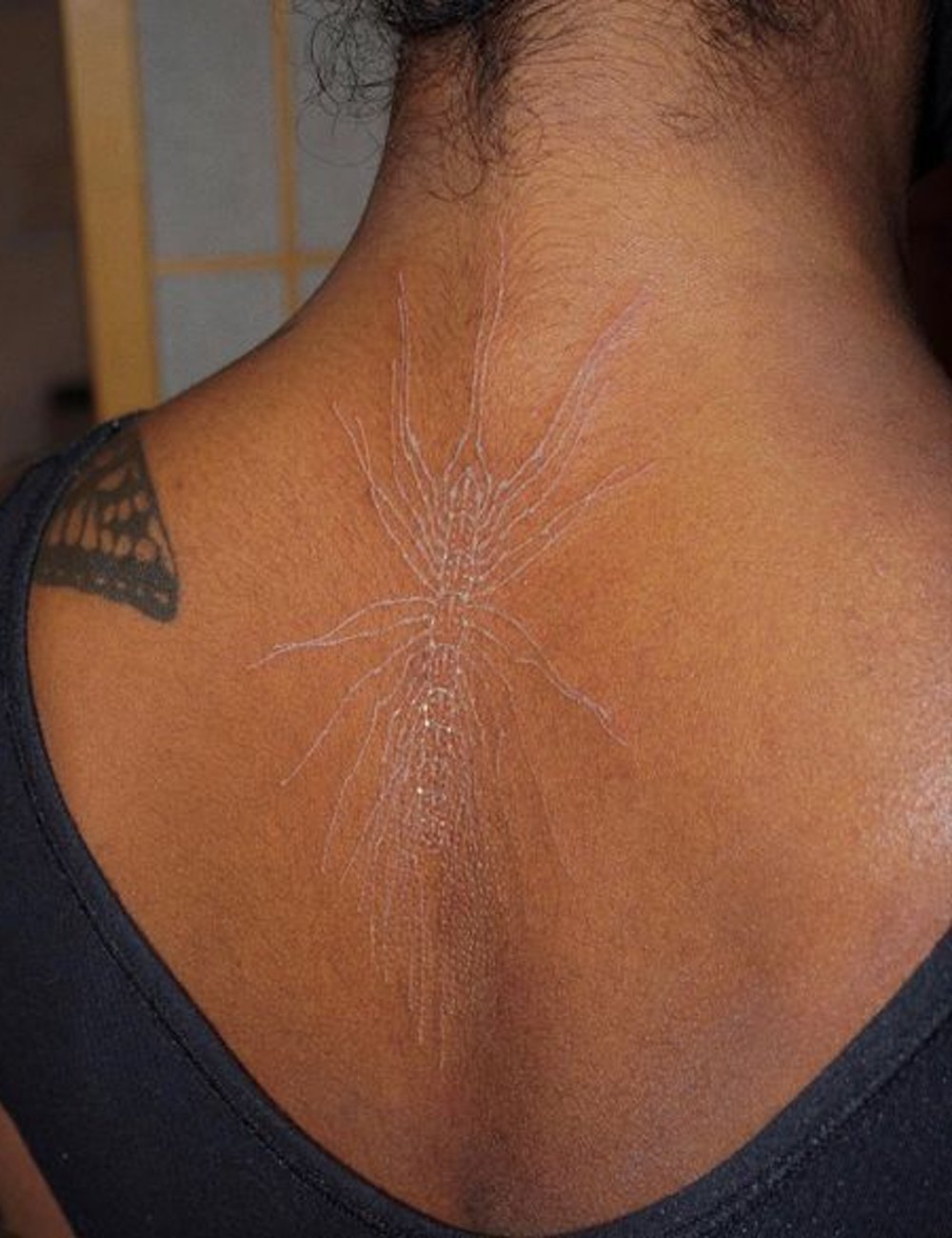 Tatuagem - tattoo - tatuagem em pele negra - pele - corpo - https://stealthelook.com.br