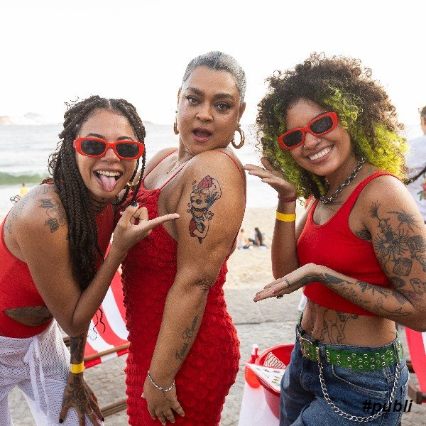 As tatuagens coloridas dominaram o Rio de Janeiro