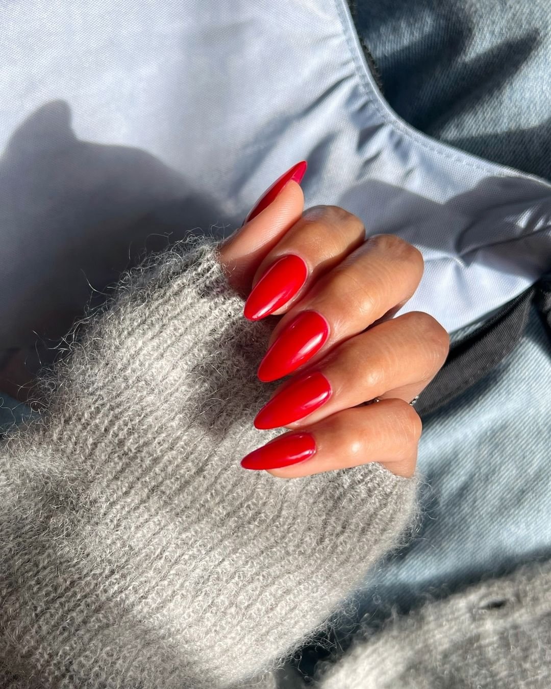 @overglowedit - unha-vermelho-vibrante - cores de esmalte da moda - inverno - brasil - https://stealthelook.com.br