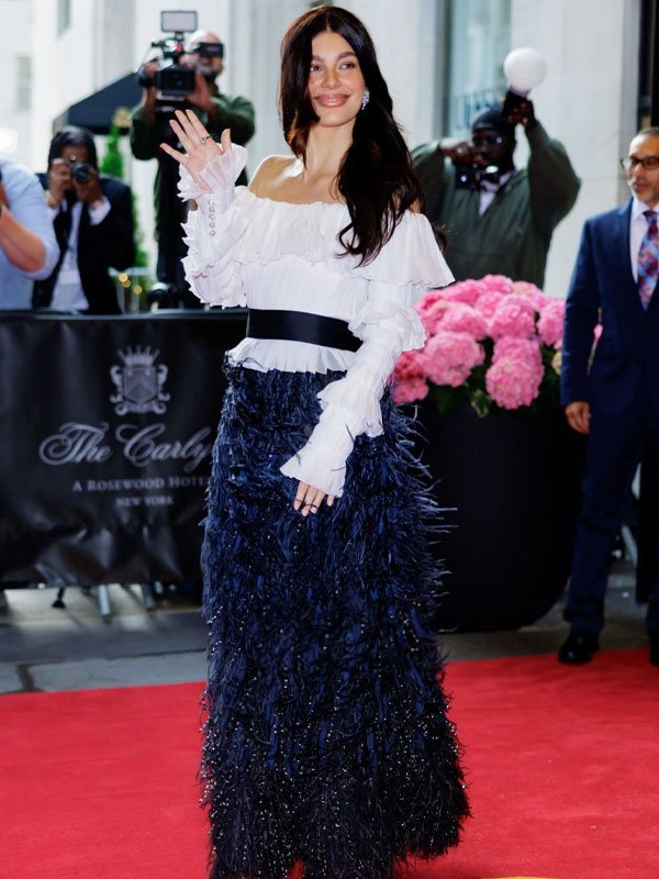 Camila Morrone - Met Gala - Met Gala - Verão - Nova York - https://stealthelook.com.br