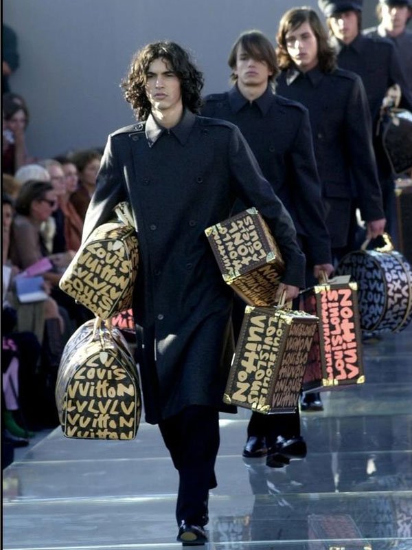 Louis Vuitton - Stephen Sprouse - Marc Jacobs - Inverno - Paris - https://stealthelook.com.br