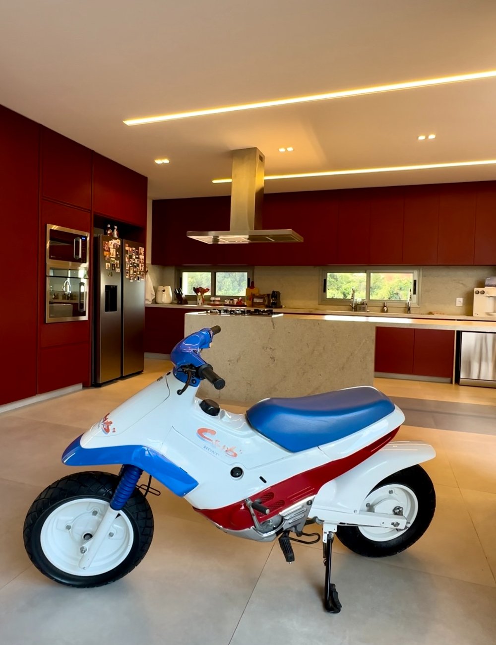 Luiza Fiorito - casa - casa autêntica - moto - decor - https://stealthelook.com.br