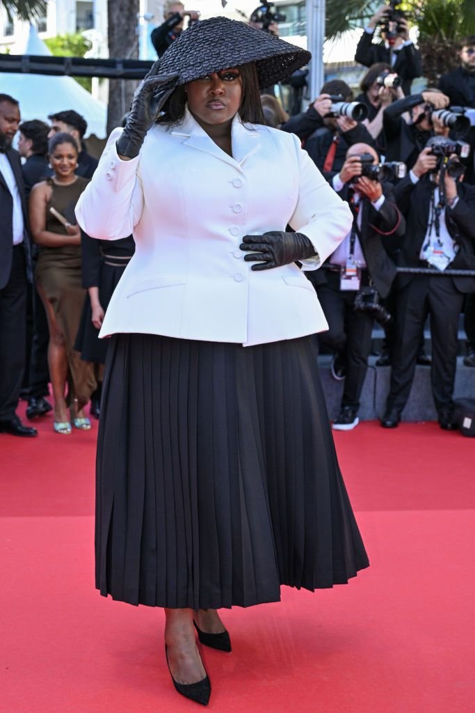 It girl - Festival de Cannes 2024, tapete vermelho, red carpet - Festival de Cannes 2024 - Outono - Street Style - https://stealthelook.com.br