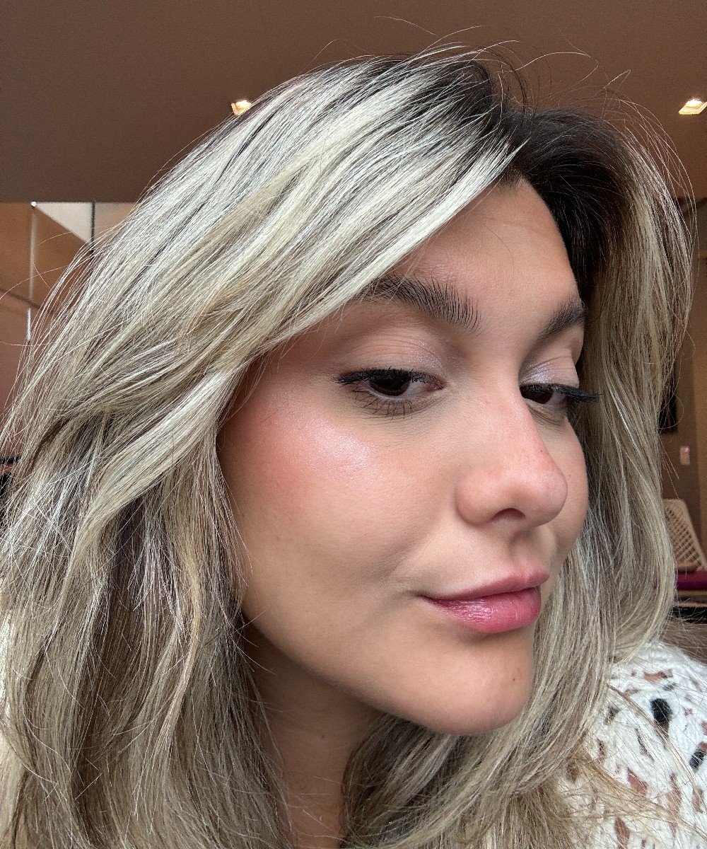 Leticia Moschion - maquiagem-make - iluminador cremoso - inverno - brasil - https://stealthelook.com.br