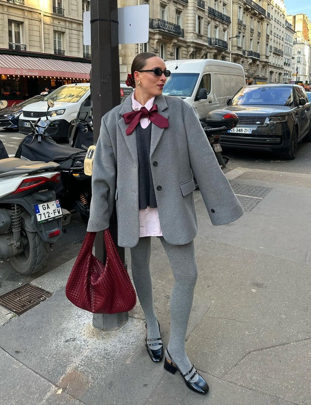 Lara - gravata - laço - styling - street style - https://stealthelook.com.br
