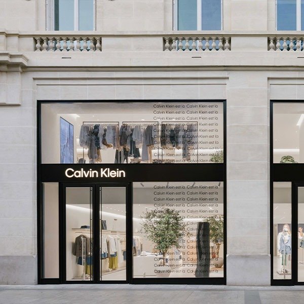 Calvin Klein inaugura nova flagship global na Champs-Élysées, em Paris