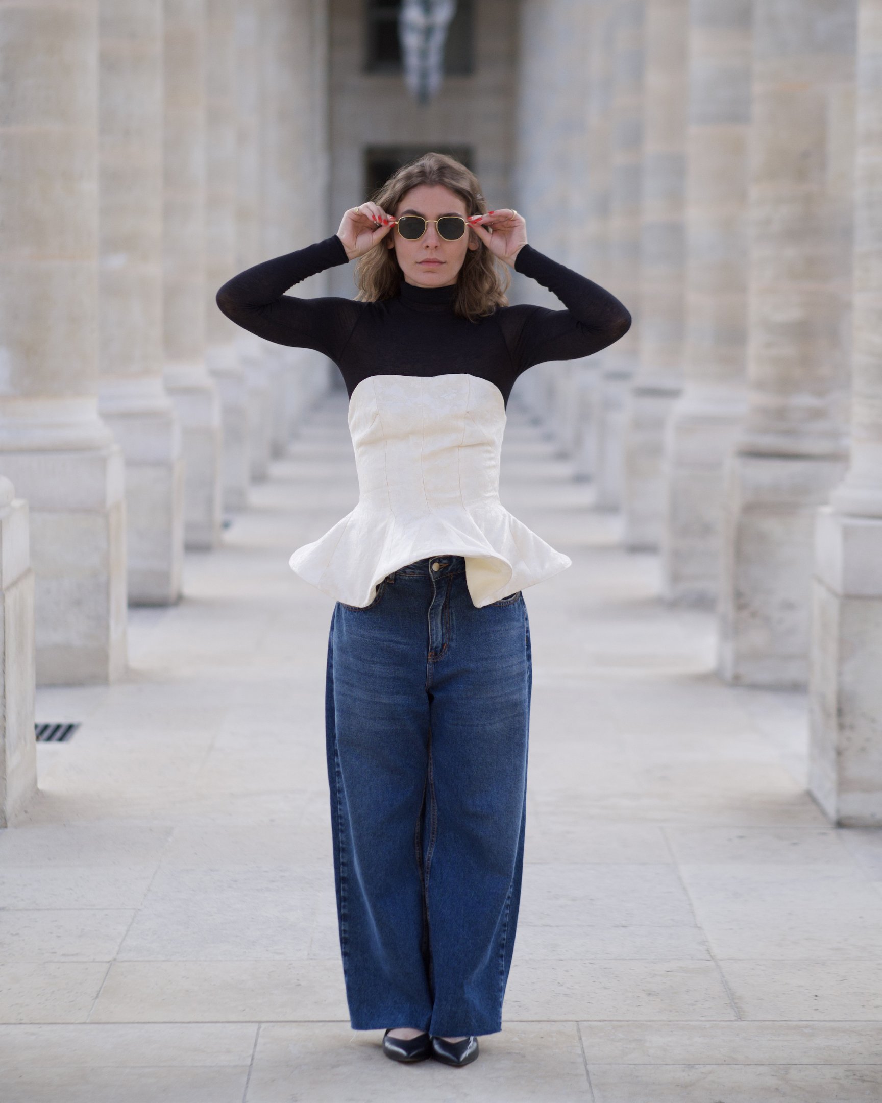 Isabella aredes - calça jeans larguinha - Como usar - viviane furrier - Paris - https://stealthelook.com.br