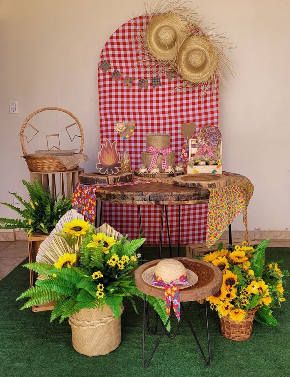 Festa de aniversário - decoração - decoração de festa junina - inverno - São João - https://stealthelook.com.br