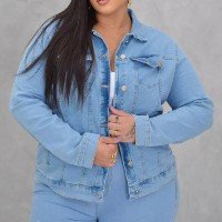 Jaqueta Feminina Jeans Plus Size Bolso E Botões Em Algodão