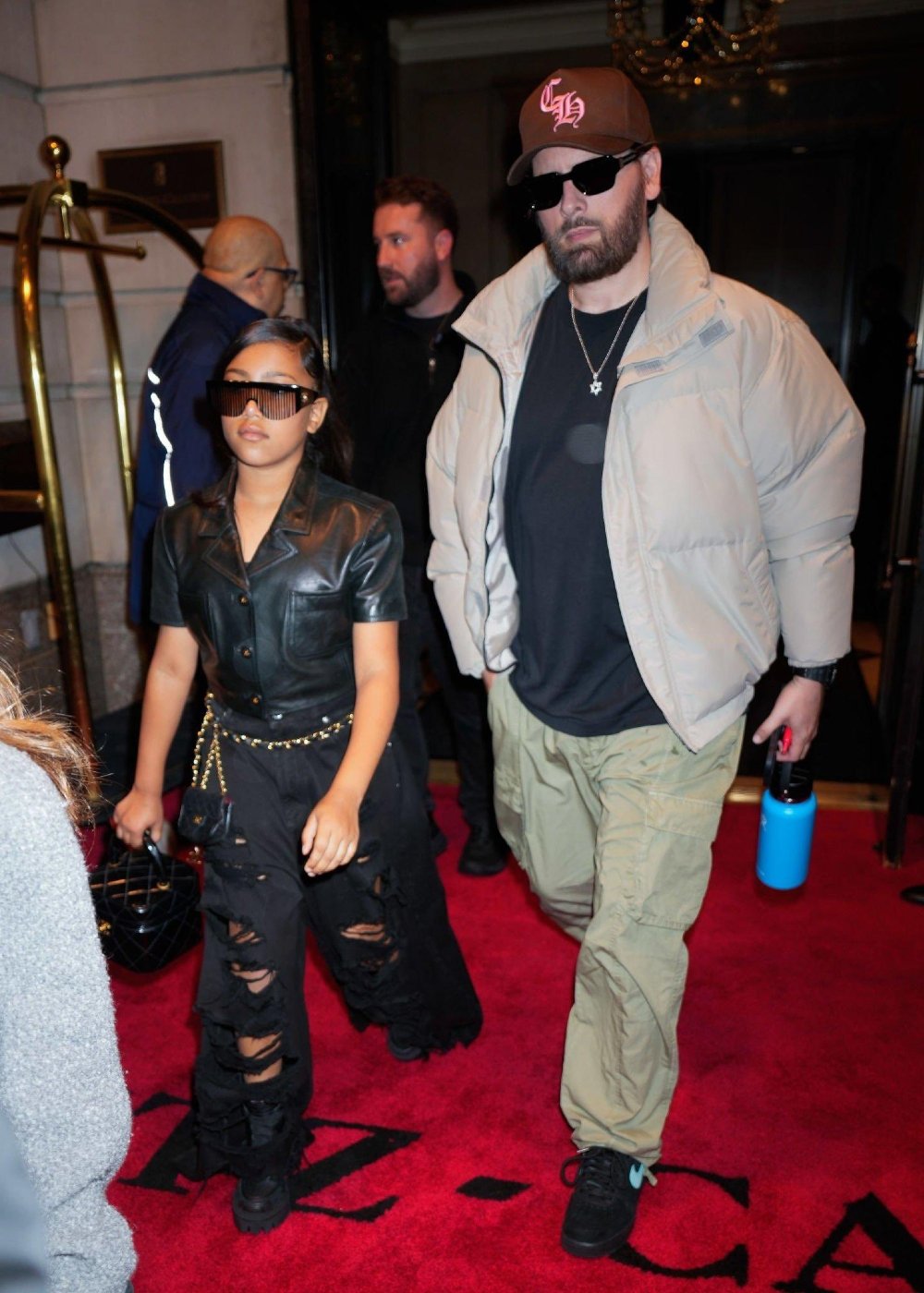 North West - look - celebridades - estilo - street style - https://stealthelook.com.br