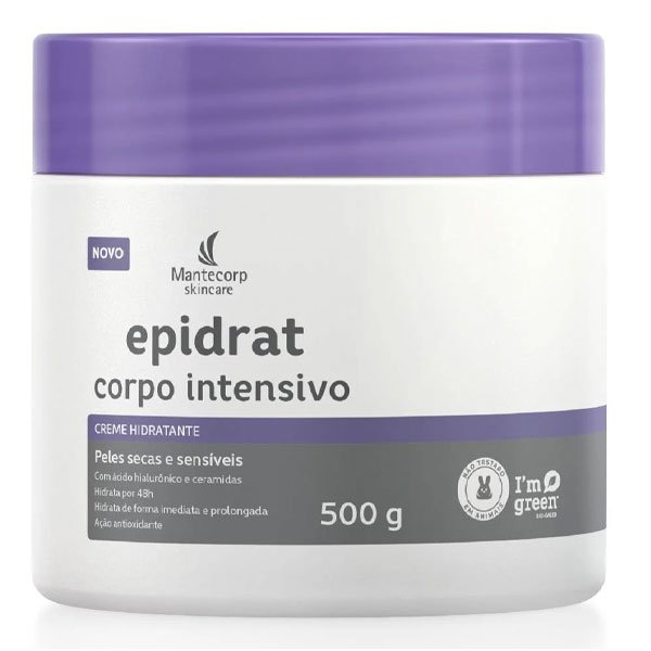 Creme hidratante Epidrat Corpo Intensivo da Mantecorp, voltado para peles secas e sensíveis. Contém ácido hialurônico e ceramidas, proporcionando hidratação imediata e prolongada por 48 horas. Embalagem de 500g com tampa roxa e selo de sustentabilidade.