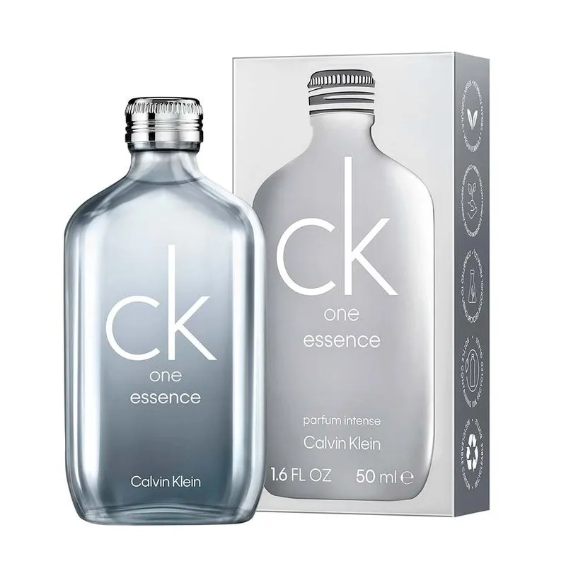 Perfume Calvin Klein CK One Essence, embalagens de vidro e papel em tons de prata e cinza, estilo minimalista e sofisticado. Tendência em fragrâncias unissex, ideal para quem busca elegância e simplicidade no dia a dia. novidades de beleza