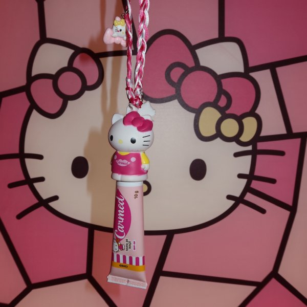 Tudo o que você queria saber sobre o novo Carmed Hello Kitty