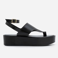 Sandália Flatform em PU com Dedeira Preto