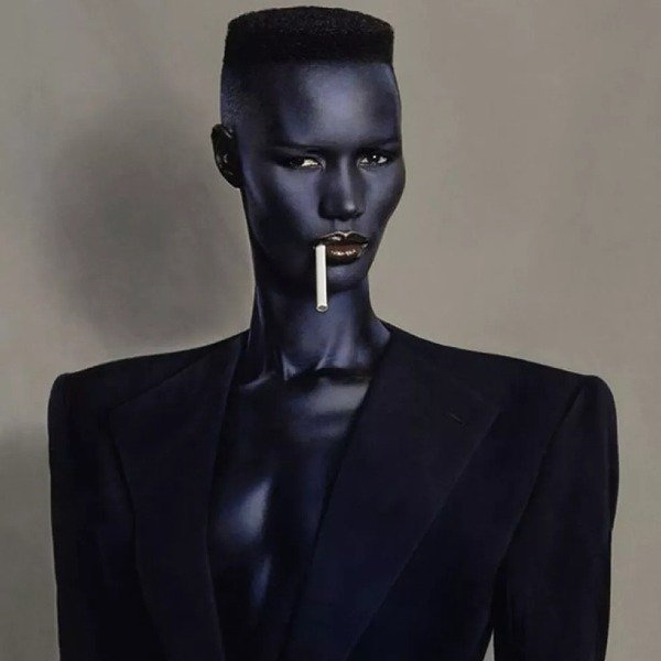 Tudo sobre o estilo de Grace Jones