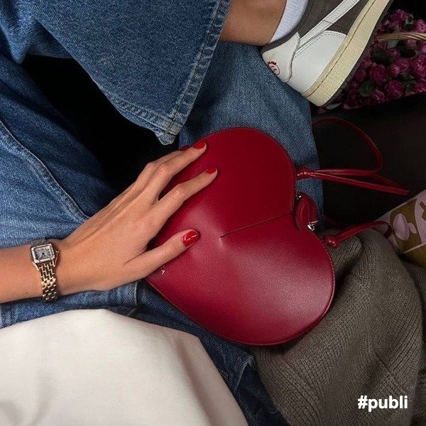 Essas bolsas pequenas da moda vão ser as grandes estrelas do seu look