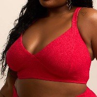 Biquíni Top Triangular com Amarração Diferenciada Curve & Plus Size Vermelh