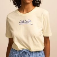 Camiseta em Algodão com Estampa Lettering Amarelo