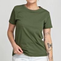 Camiseta Feminina de Algodão Confortável Premium - Universo Básico - Verde