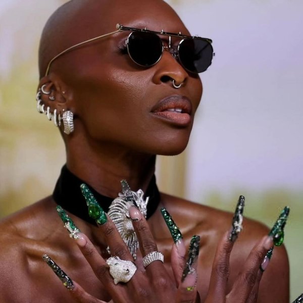 Nós estamos obcecadas pelas unhas maximalistas da Cynthia Erivo