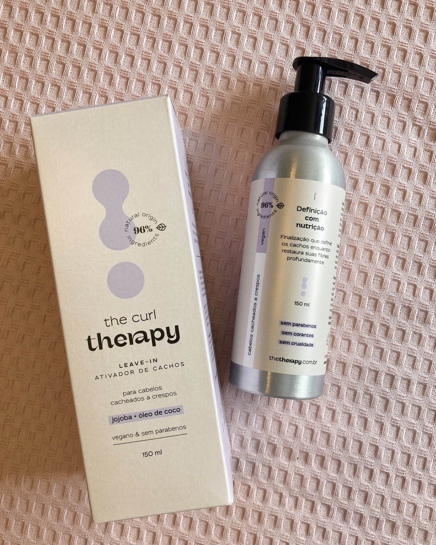 Produto The Curl Therapy, ativador de cachos vegano com jojoba e óleo de coco, finalizadores para cabelo cacheado