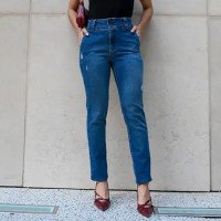 Calça jeans escura reta feminina cintura alta com cós largo 23941 - CONSCIÊ