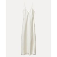 VESTIDO ESTILO LINGERIE ACETINADO COM DETALHE ATRÁS