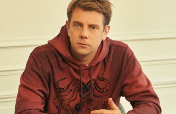 STEAL THE LOOK - COMPORTAMENTO - Seis momentos icônicos de Jonathan Anderson à frente da Loewe