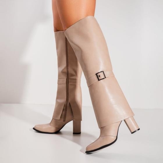 Bota Feminina Elisa Casual Over Knee Cano Longo Lapela Dobrada Com Fivela B