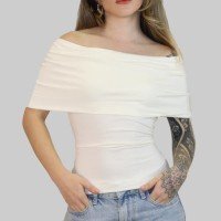 BLUSA FEMININA MANGA CURTA DECOTE FAIXA OMBRO A OMBRO RETO