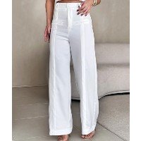 Calça Feminina em Alfaiataria com Bolso Fake