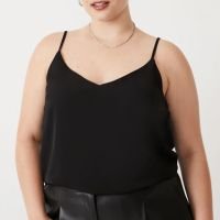 Blusa Regata Básica em Crepe Curve & Plus Size Preto