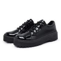 Sapato Oxford Feminino Mocassim Slip-On Sola Tratorada Coturno Cano Baixo V