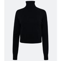 Blusa em Tricô com Gola Alta e Manga Longa Preto