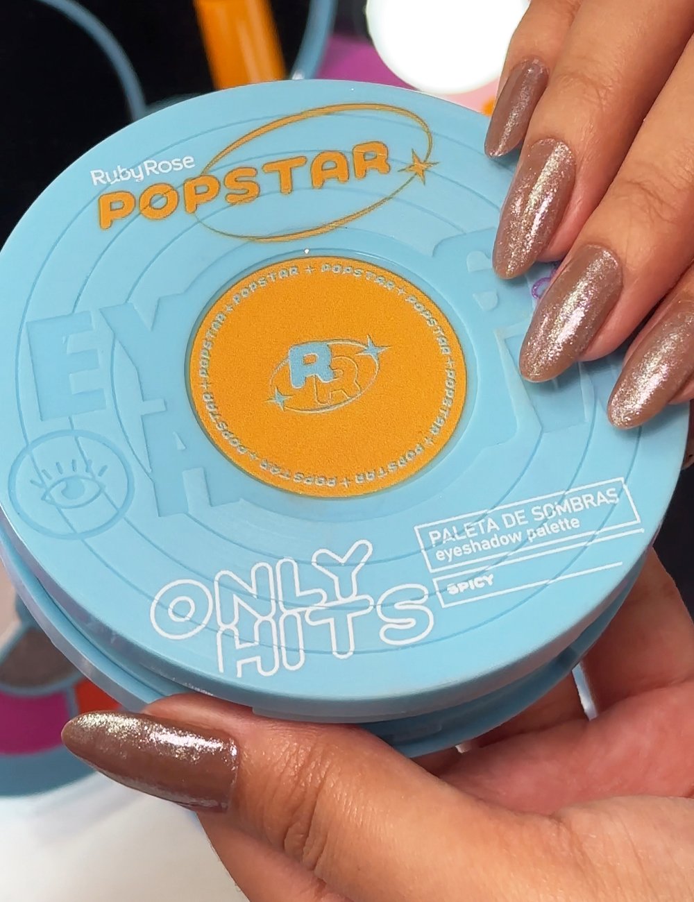 Coleção Popstar por Ruby Rose