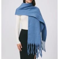 SOLID TASSEL SCARF