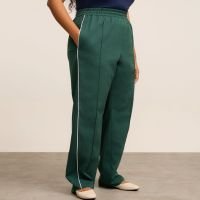 Calça Reta Sportcore em Crepe Curve & Plus Size Verde